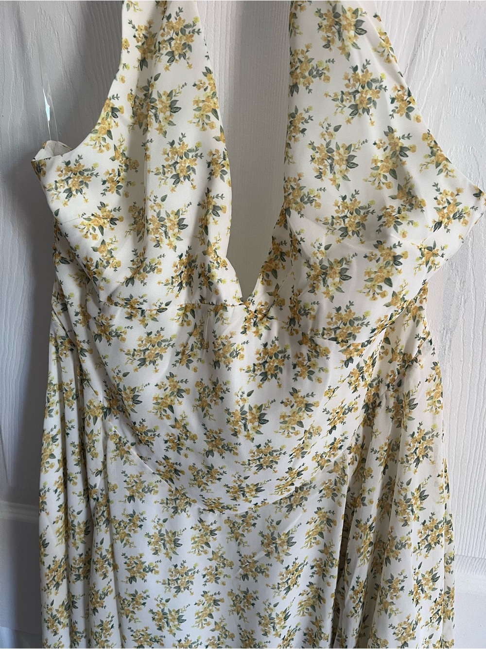 House of CB Solada Ivory Vintage Floral Print Georgette Halter Sundress - Picture 5 of 13